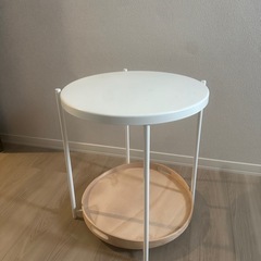 IKEA イケア グラドム サイドテーブルの画像
