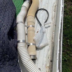 【値下げ】ノーリツ　石油小形給湯器　OQB-G3702WFF 壁掛けタイプの画像