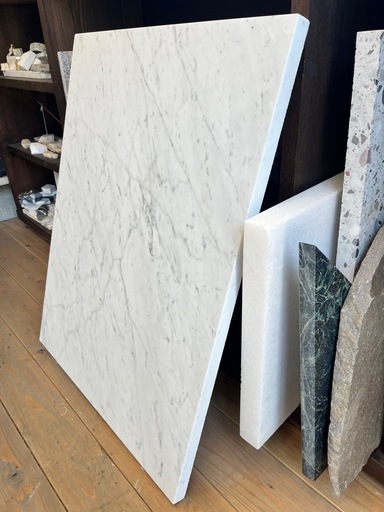 【天然大理石　ビアンコカララ】お引き取りです　＊御影石・タイル・大理石・砂利・石・石材・庭石・ロックガーデンなど＊