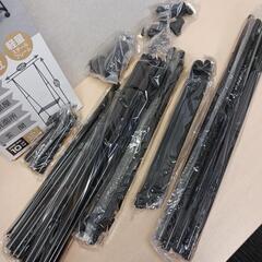 17k 未使用 トレードワン(TRADE ONE) ハンガーラック 2段 幅83×奥行83×高さ156cm 耐荷重10kg 棚板付き 組立簡単 軽量 大容量 ブラック 30693の画像