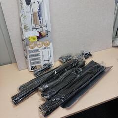 17k 未使用 トレードワン(TRADE ONE) ハンガーラック 2段 幅83×奥行83×高さ156cm 耐荷重10kg 棚板付き 組立簡単 軽量 大容量 ブラック 30693の画像