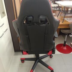 ★リユースのサカイ千葉中央店★期間限定割引有  ゲーミングチェア  H130×D65×W65 クリーニング済み TC4000の画像