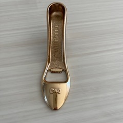 ゴールド ハイヒール ボトルオープナーの画像