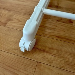 ハンガーラック　白　キャスター付きの画像
