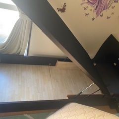 ベッドの画像