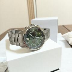 新品未使用。CITIZEN　グリーン文字盤　エコドライブ　クロノグラフ　腕時計　の画像