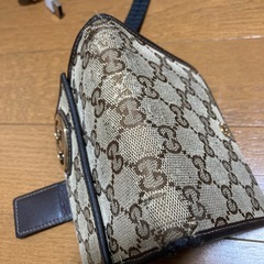 グッチ　二つ折り財布　れの画像