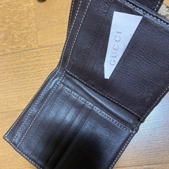 グッチ　二つ折り財布　れの画像