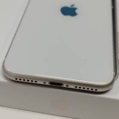【SIMフリー】iPhone SE 第3世代/128GB/A2782〈MMYG3J/A〉の画像