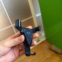 • 自動車電話マウントの画像