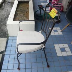 ID：574045　イス　鉄製の画像