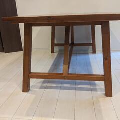 ニトリ天然木カーシーダイニングテーブルの画像