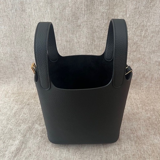 HERMES エルメス　ピコタンロックPM