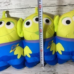 トイ・ストーリー エイリアン メガジャンボ3連クッション　タグ付き➕Tシュカバーの画像