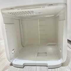 SHARP 加熱気化式加湿器 HV-R55-W ホワイト　2023年製の画像