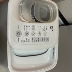 SHARP 加熱気化式加湿器 HV-R55-W ホワイト　2023年製の画像