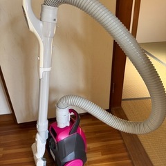 【8／1に処分します】『1人暮らしセット』扇風機、掃除機、冷蔵庫の画像