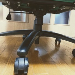 E-WIN ゲーミングチェア 【肉厚ウレタン使用】の画像