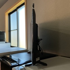 ⭐️状態良いです😃👍　TOSHIBA 2022年製 32S24 黒🖤 32型 テレビの画像