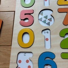 木の数字パズルの画像