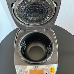 象印 炊飯器　NP-GE05の画像