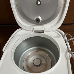  象印炊飯器 NS-NF05 の画像