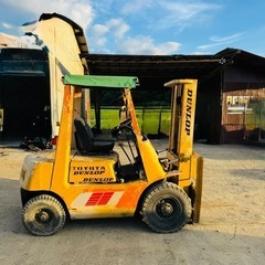 トヨタ　フォークリフトの画像