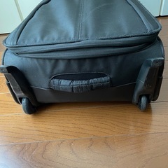 サムソナイトスーツケースの画像