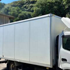 2.7坪/外寸長さ460cm、綺麗！天井が高く！アルミコンテナ、横ドア鍵有り、後扉の鍵無し ●作業場.キャップ場.防災.バイクガレージ ●福岡発の画像