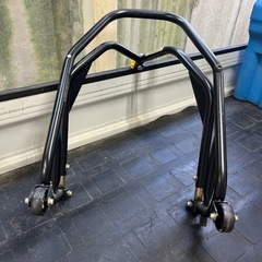 アストロプロダクツ　モーターサイクルスタンド【フロント】の画像