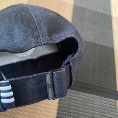 アディダスオジナルスの画像