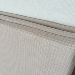 エムール　EMOOR 三つ折り コンパクト マットレス　一度短時間のみ使用　ほぼ未使用の画像
