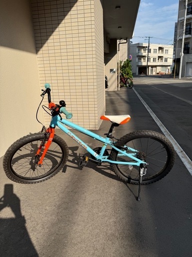 ヨツバサイクル　子供　自転車　20インチ