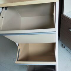 3段ダストボックス ゴミ箱 キャスター欠品 幅32cm 奥行き28cm 高さ93.5cm 三段 の画像