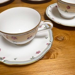 Noritake カップアンドソーサー　ケーキ皿　セット売りの画像