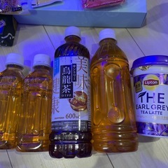 ゼリー、お饅頭、お茶などの画像