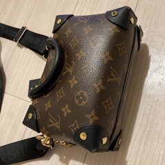 VUITTON バックの画像