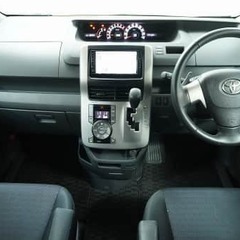 🌟人気のミニバン🌟トヨタ ヴォクシー 　ＺＳ　煌の画像