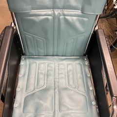北九州市内配送無料 車いす（自走・スチール）背固定 DM-81（ソリッドタイヤ）の画像