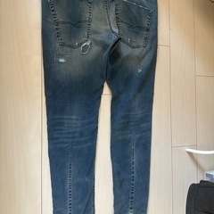 【DIESEL】ダメージ加工ジーンズ サイズ36の画像