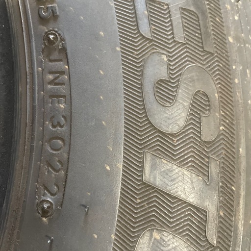 年式2022 195/80R15 107/105L LT BRIDGESTONEスタッドレスタイヤ4本