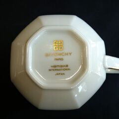 ☆GIVENCHY カップ&ソーサー 2客セット ジバンシー コーヒーカップ ティーカップ 金彩 食器 白 札幌 北20条店の画像