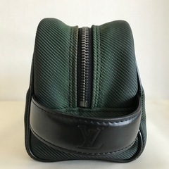 ルイヴィトン タイガ セカンドバッグ パラナの画像