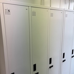 ロッカー 衣装ロッカー 事務所 事務用品 の画像