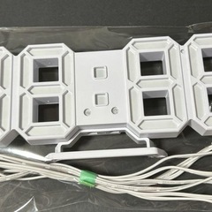LED デジタル　時計　USB接の画像
