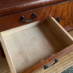 レトロ化粧台の画像