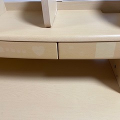 オカムラ　学習机の画像