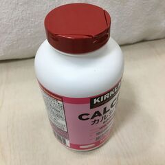 海外・日本製品のサルベージ品　カルシウムサプリメント　500粒入りの画像