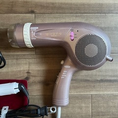 ストレートアイロン　カールアイロン　ドライヤーの画像