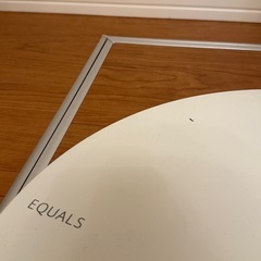 EQUALS テレビスタンド　白の画像